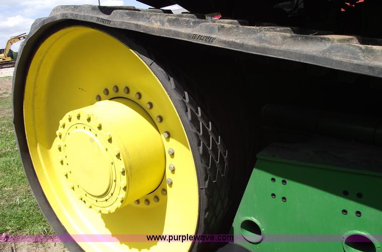 image for item A4215 2000 John Deere 9300T tractor