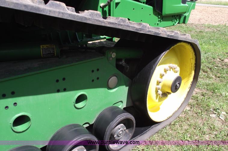 image for item A4215 2000 John Deere 9300T tractor