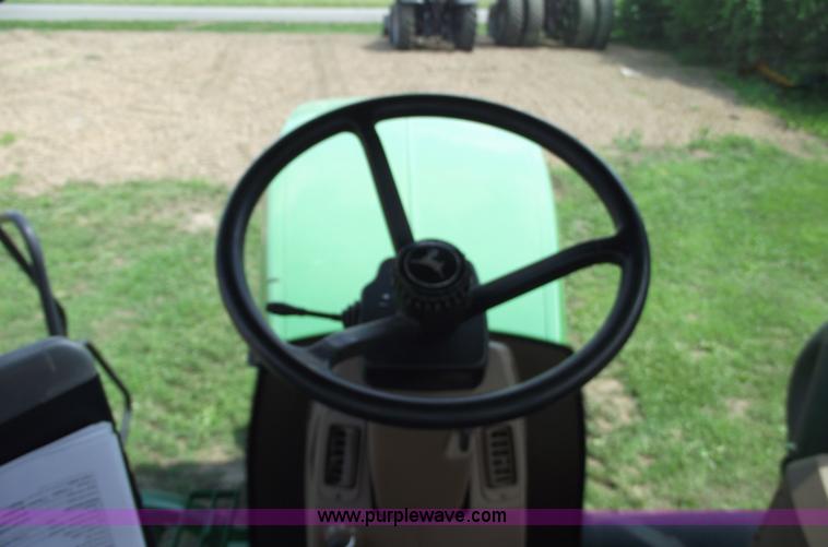 image for item A4215 2000 John Deere 9300T tractor