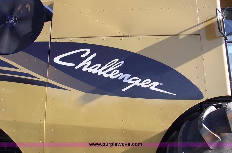 image for item A4227 2005 Challenger 670 RWA combine