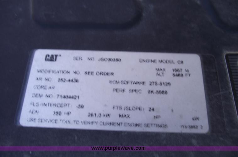 image for item A4227 2005 Challenger 670 RWA combine