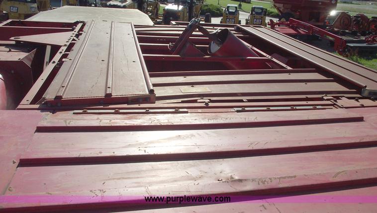 image for item A4230 1990 Massey-Ferguson 8570 RWA combine