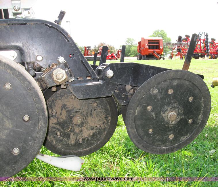 image for item A5175 Great Plains Yield-Pro 1625 Twin Row planter