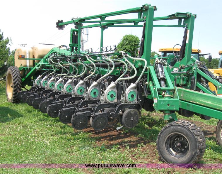 image for item A5175 Great Plains Yield-Pro 1625 Twin Row planter