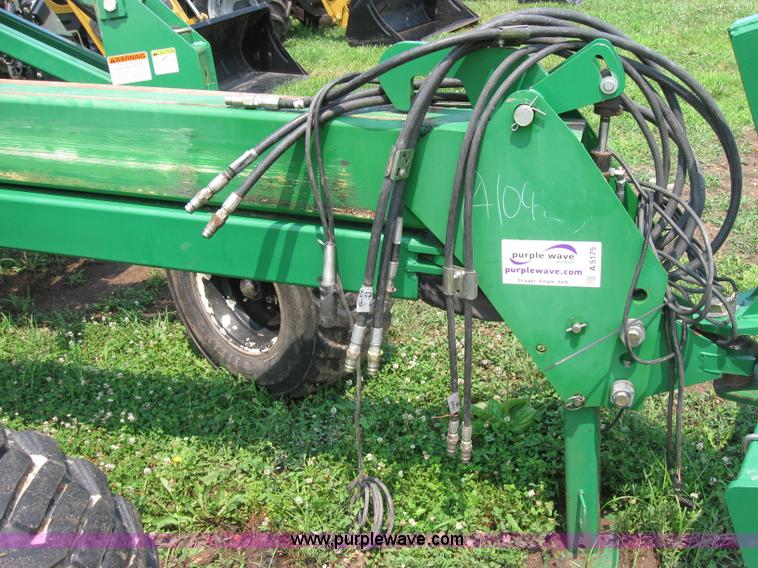 image for item A5175 Great Plains Yield-Pro 1625 Twin Row planter