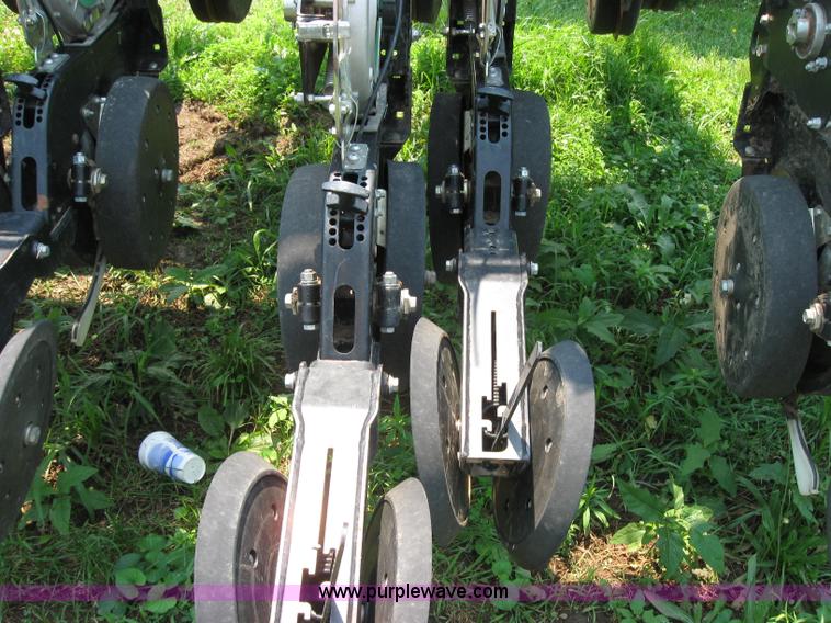 image for item A5175 Great Plains Yield-Pro 1625 Twin Row planter