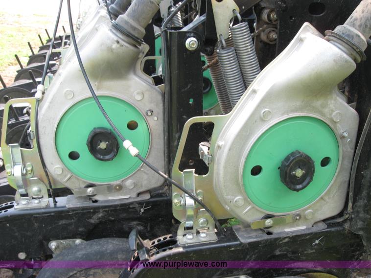 image for item A5175 Great Plains Yield-Pro 1625 Twin Row planter