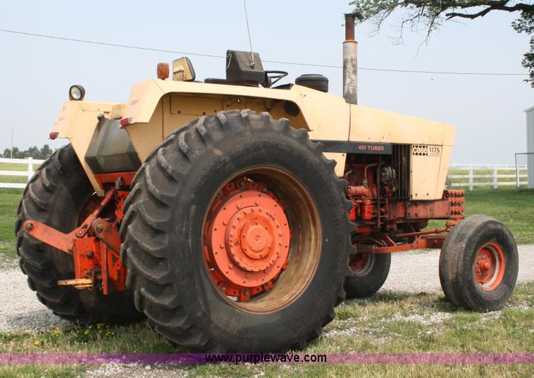 image for item 4759 1972 Case 1175 tractor
