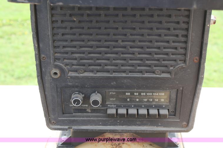 image for item 4759 1972 Case 1175 tractor