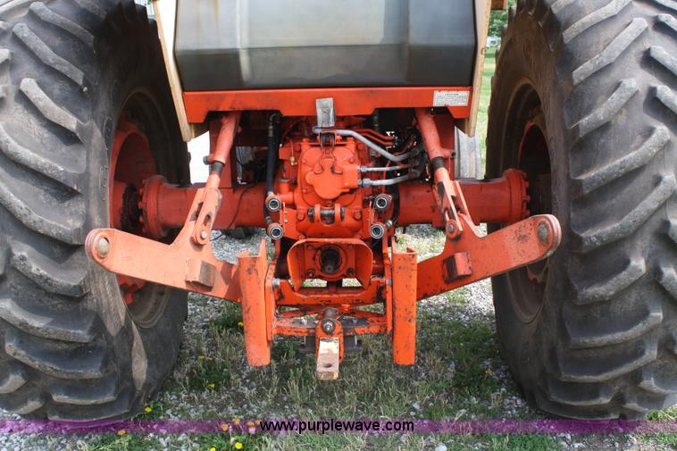 image for item 4759 1972 Case 1175 tractor