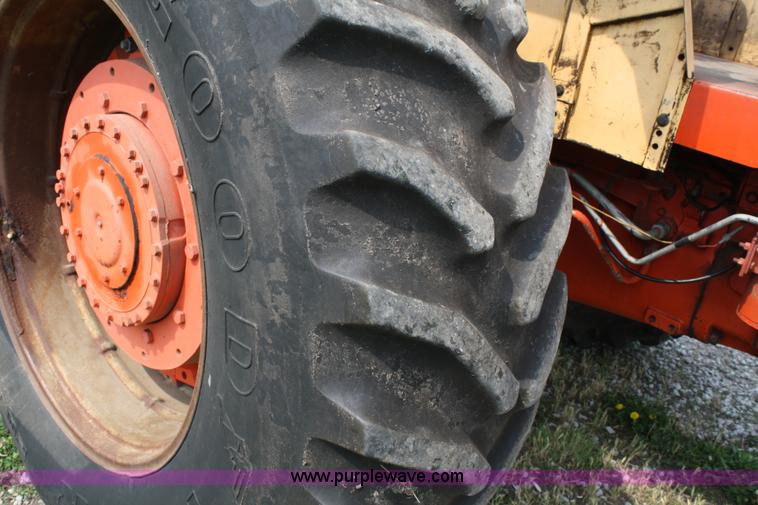 image for item 4759 1972 Case 1175 tractor