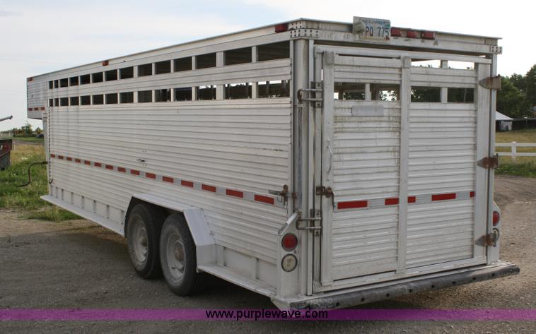 image for item 4764 1994 Barrett aluminum stock trailer
