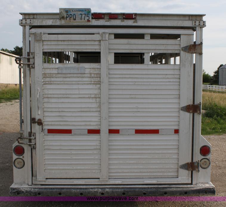 image for item 4764 1994 Barrett aluminum stock trailer