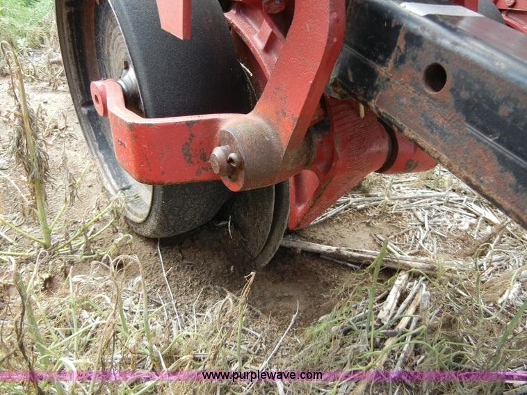 image for item 5124 Case 900 12 row planter