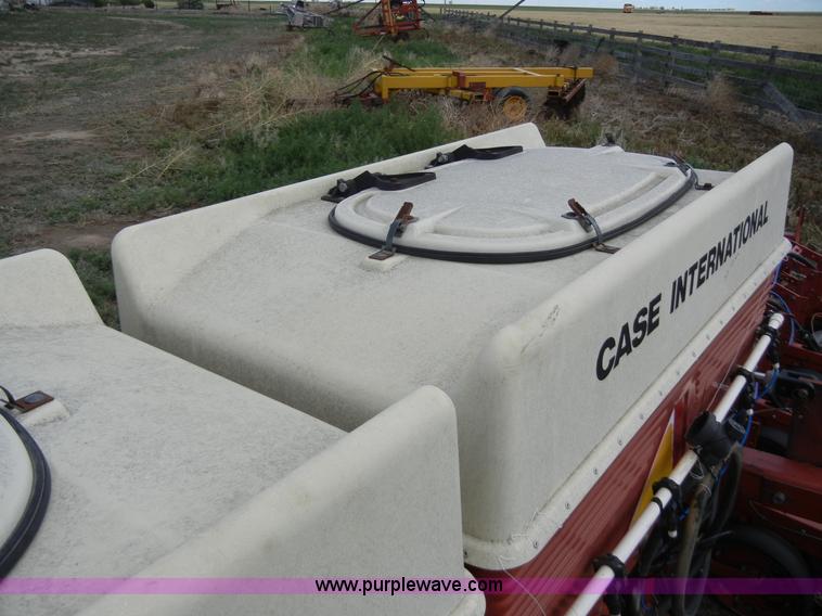 image for item 5124 Case 900 12 row planter
