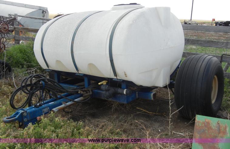 image for item 5126 Tow between fertilizer cart
