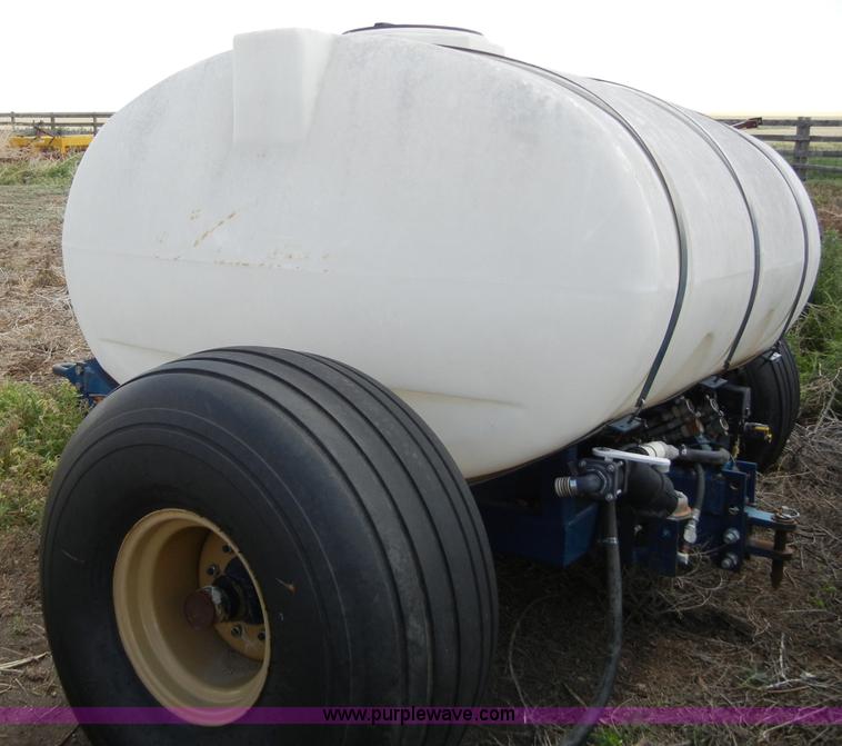 image for item 5126 Tow between fertilizer cart