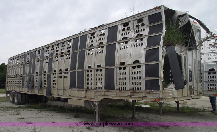 image for item 5439 2006 Barrett 53' double deck aluminum stock trailer