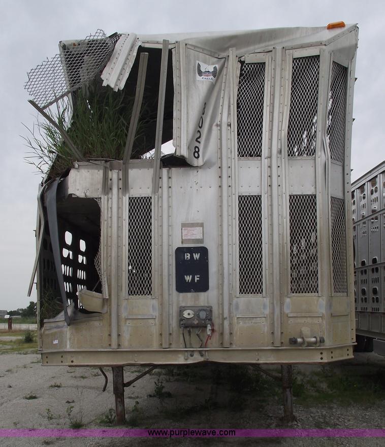 image for item 5439 2006 Barrett 53' double deck aluminum stock trailer