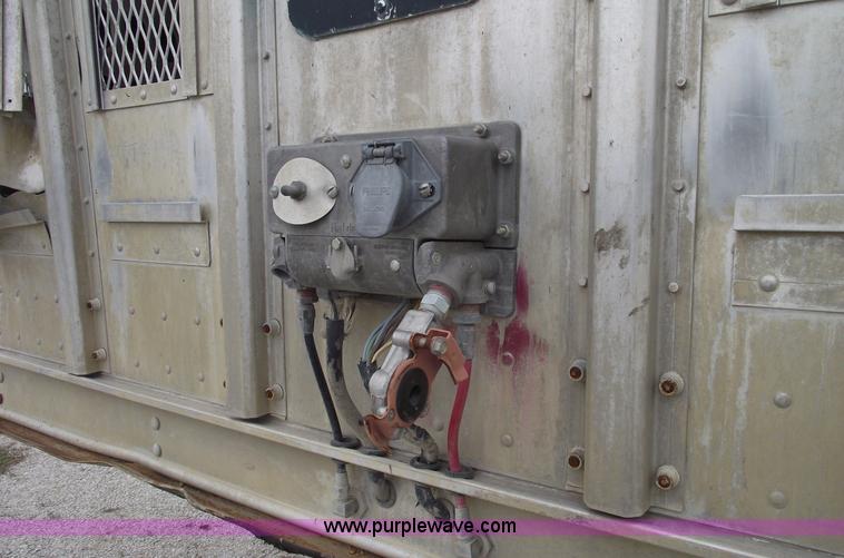 image for item 5439 2006 Barrett 53' double deck aluminum stock trailer