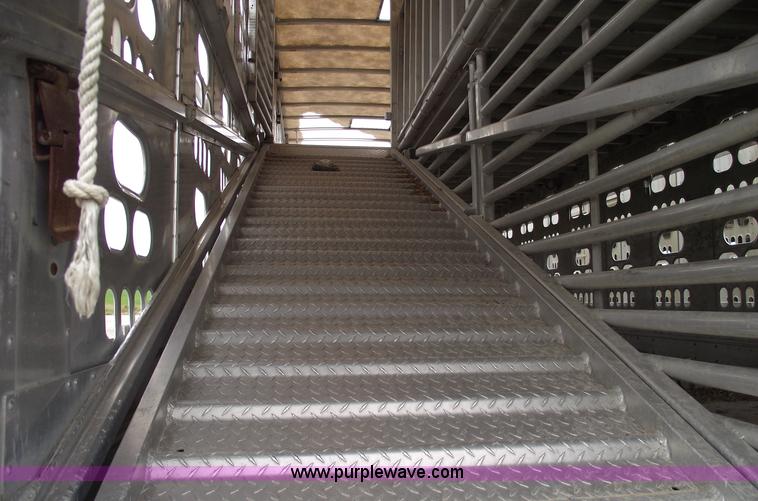 image for item 5440 2006 Barrett 53' double deck aluminum stock trailer