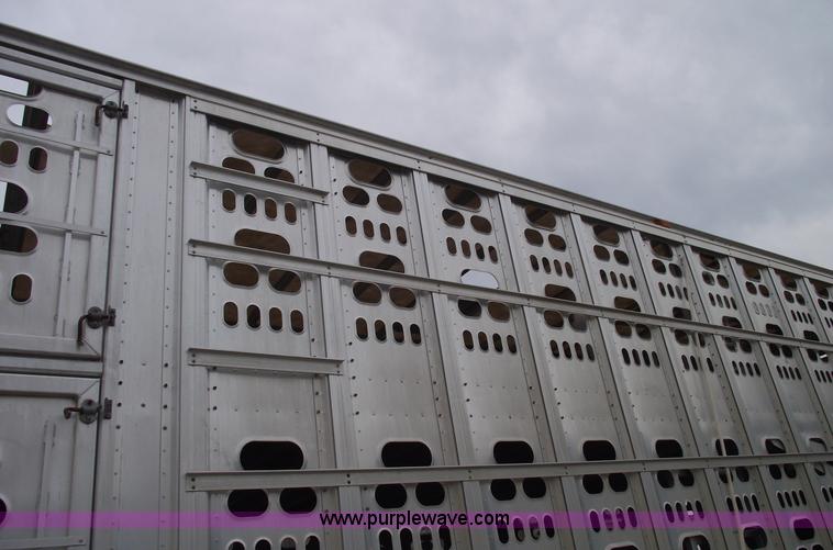 image for item 5440 2006 Barrett 53' double deck aluminum stock trailer