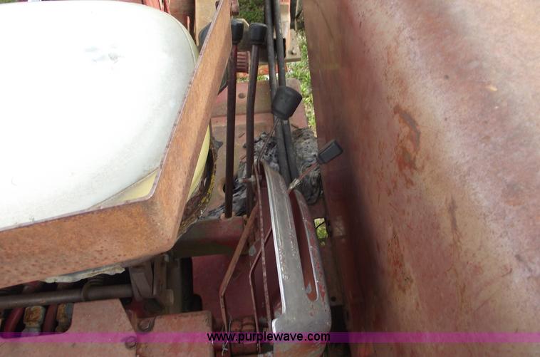 image for item 5444 1974 International Farmall 1066 tractor