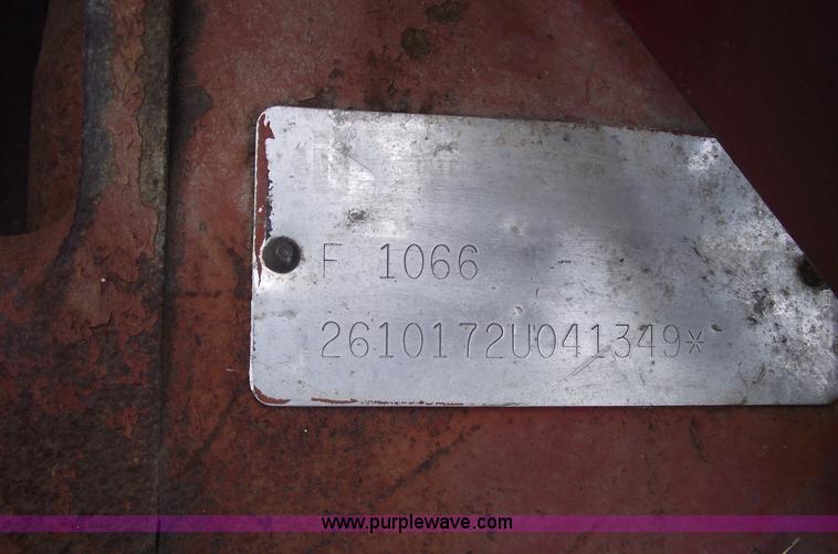 image for item 5444 1974 International Farmall 1066 tractor