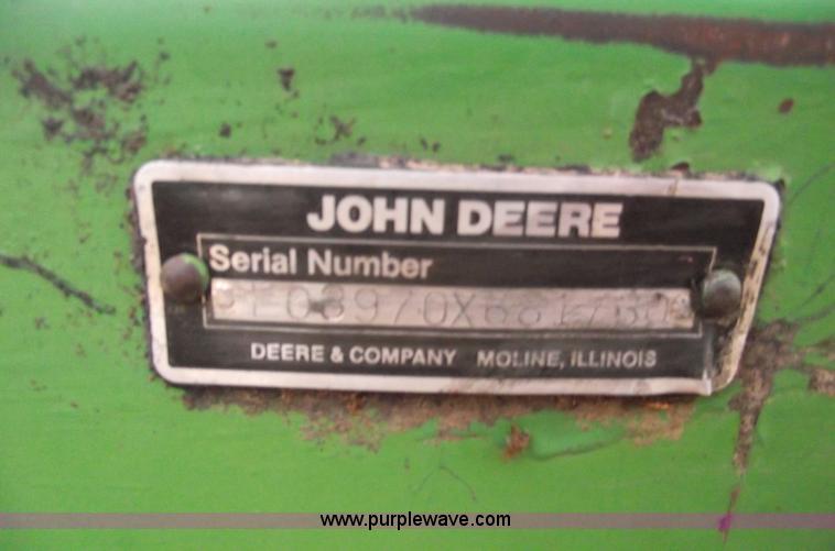 image for item 5446 1985 John Deere 3970 forage harvester