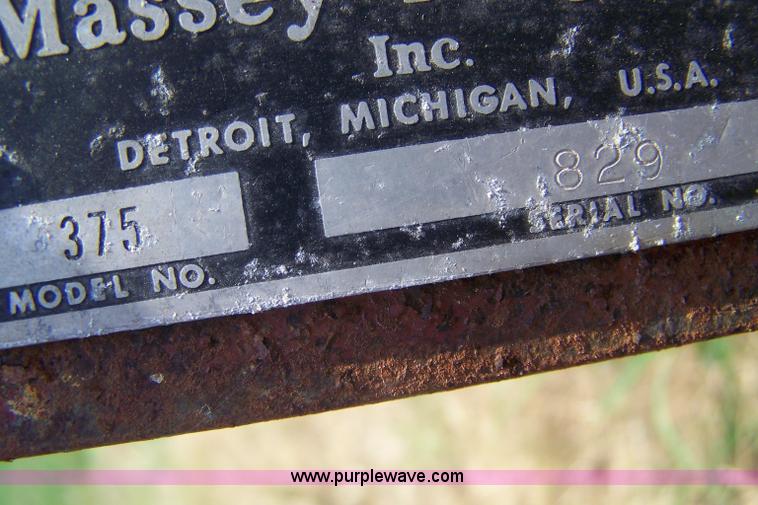 image for item 7325 Massey-Ferguson 375 four row planter