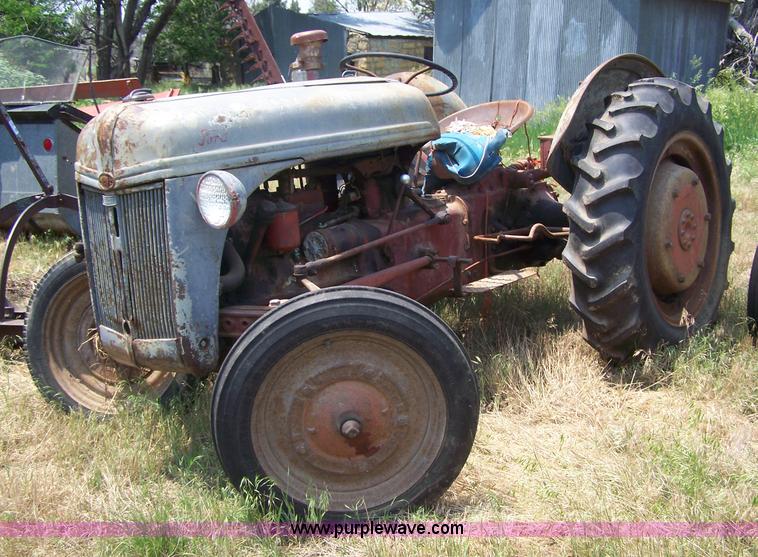 image for item 7330 Ford tractor