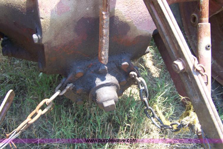 image for item 7330 Ford tractor