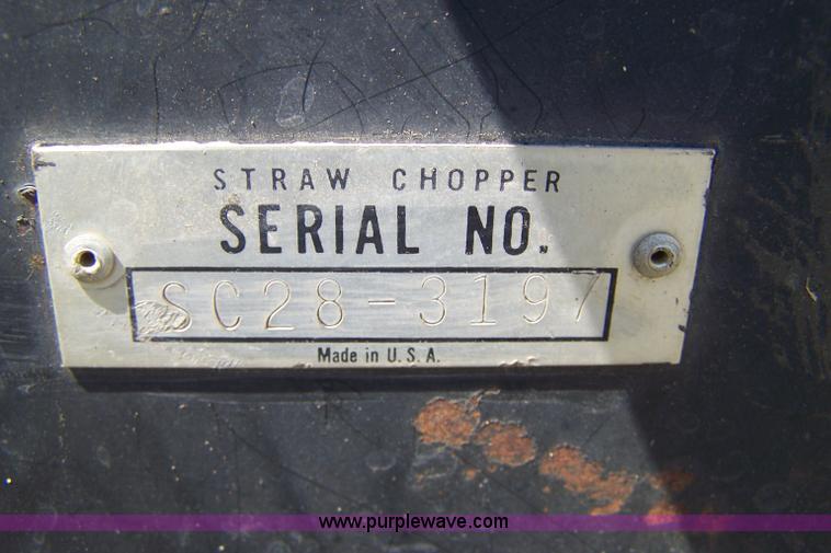 image for item 7338 Gleaner F combine