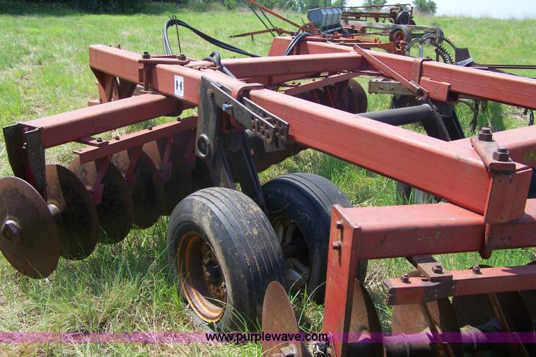 image for item 7339 International 12' offset disk