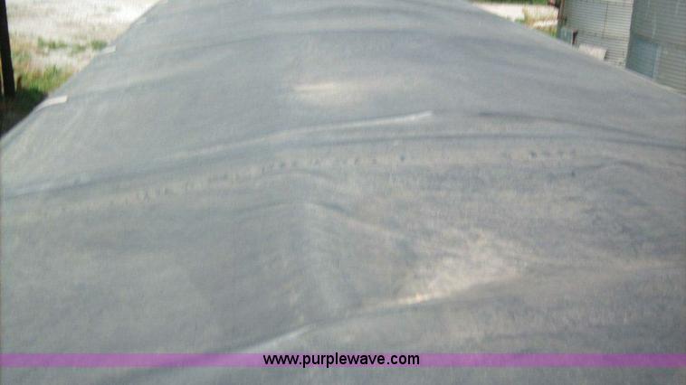 image for item A1011 1983 Wilson 42' aluminum grain trailer