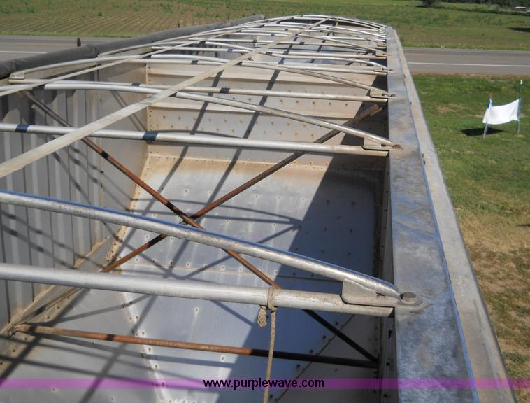 image for item A1038 1996 Jet 42' grain trailer