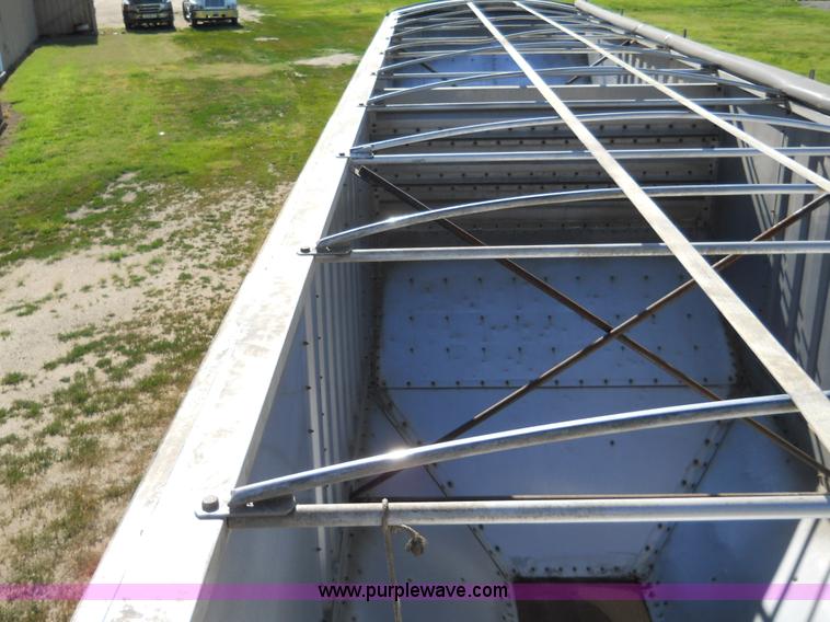 image for item A1038 1996 Jet 42' grain trailer