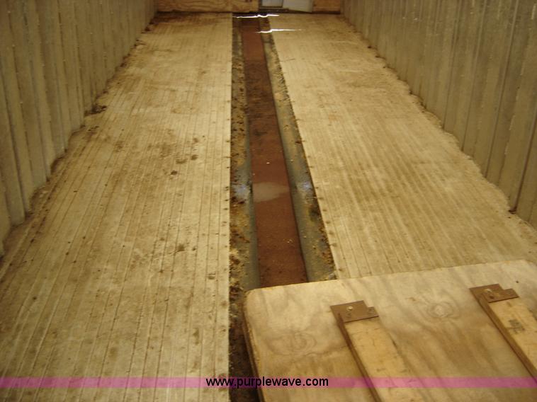 image for item A1042 1998 Pamco 42' aluminum feed trailer