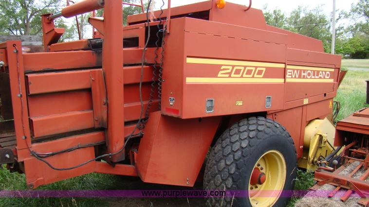 image for item A1043 New Holland 2000 square baler