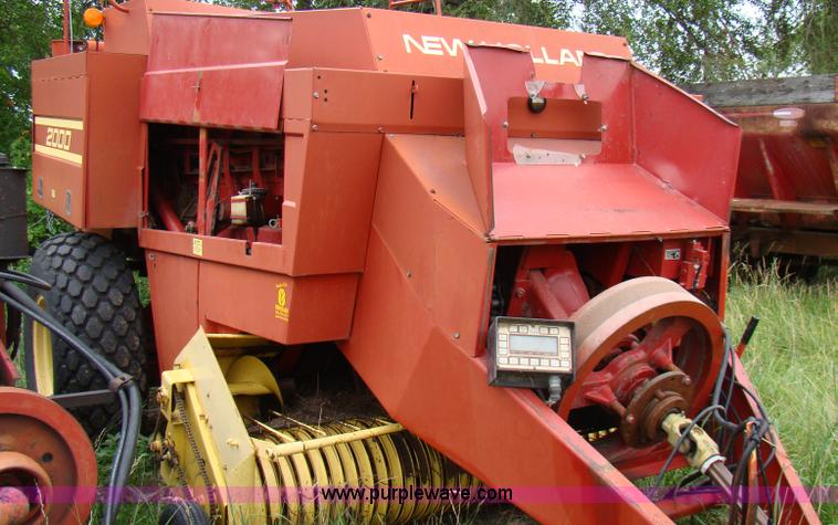 image for item A1043 New Holland 2000 square baler