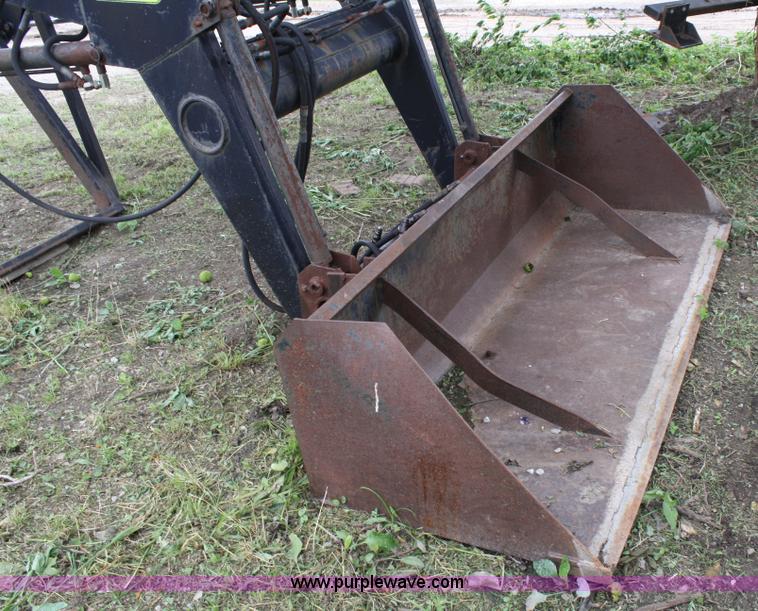 image for item A2008 Paulson loader with 7' bucket