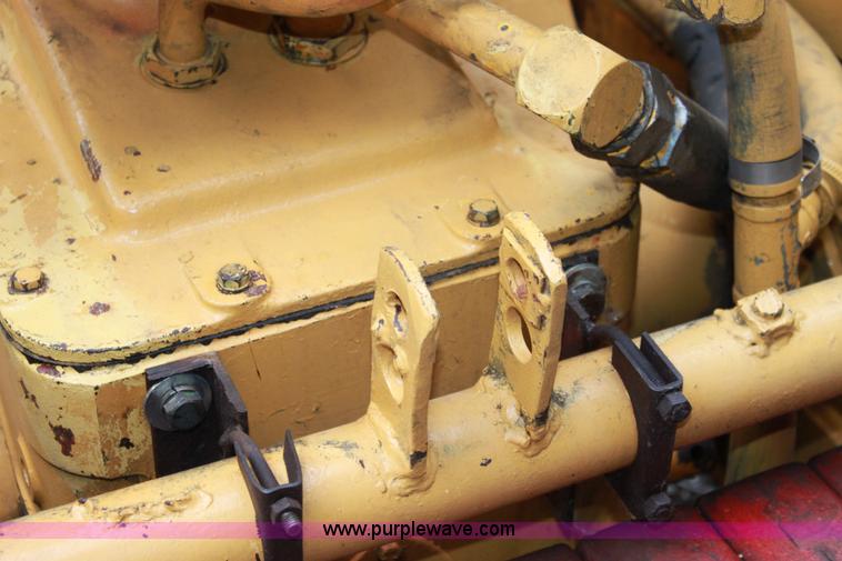 image for item A2501 International 2424 tractor