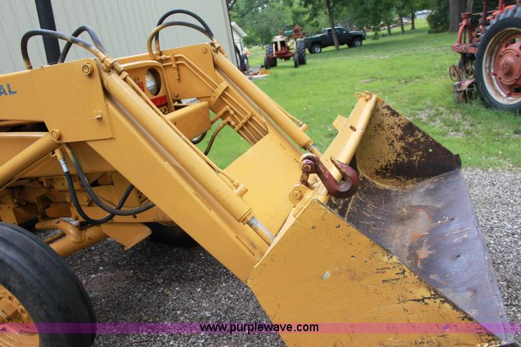 image for item A2501 International 2424 tractor