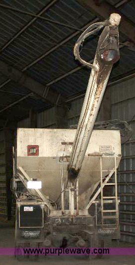 image for item A2512 1984 Chevrolet C70 fertilizer truck