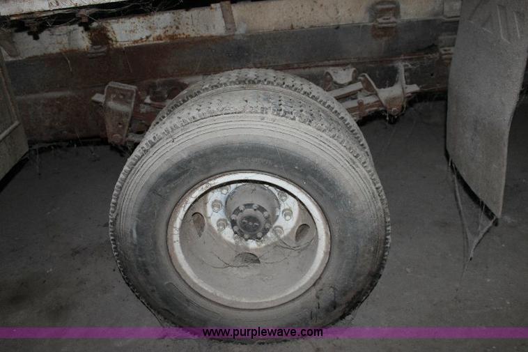 image for item A2512 1984 Chevrolet C70 fertilizer truck