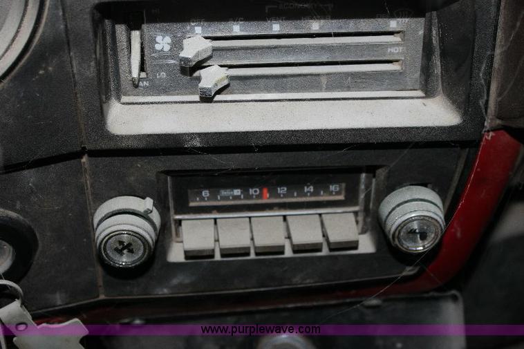 image for item A2512 1984 Chevrolet C70 fertilizer truck