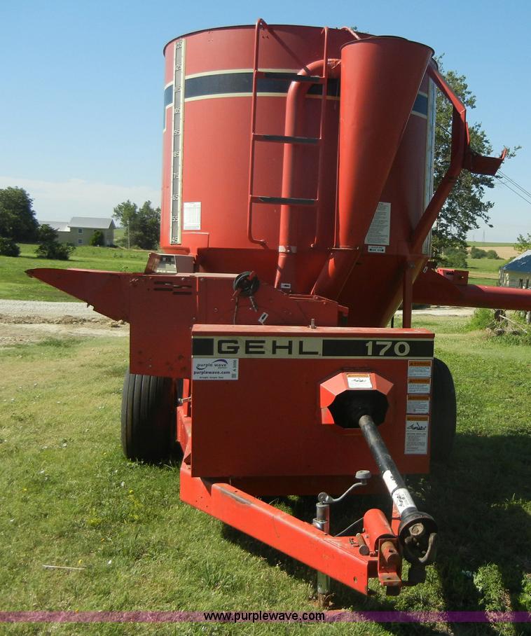 image for item A3006 Gehl MX170 Mix-All grinder/mixer