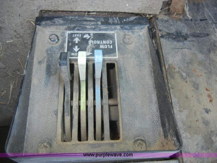 image for item A3078 1982 International 5288 tractor