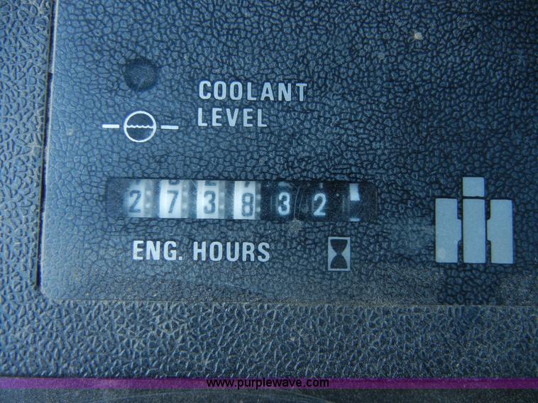 image for item A3078 1982 International 5288 tractor