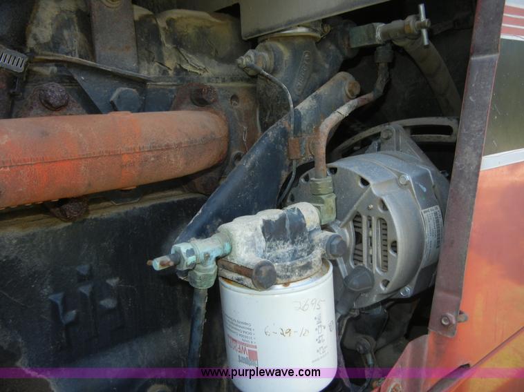 image for item A3078 1982 International 5288 tractor